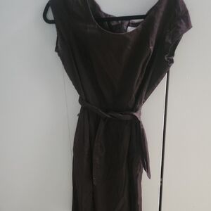 Isaac Mizrahi Black Sheath Midi Dress with Cap Sleeves